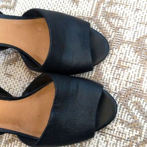 Franco Sarto Leather ladies Heels 👠 - Picture 8 of 10